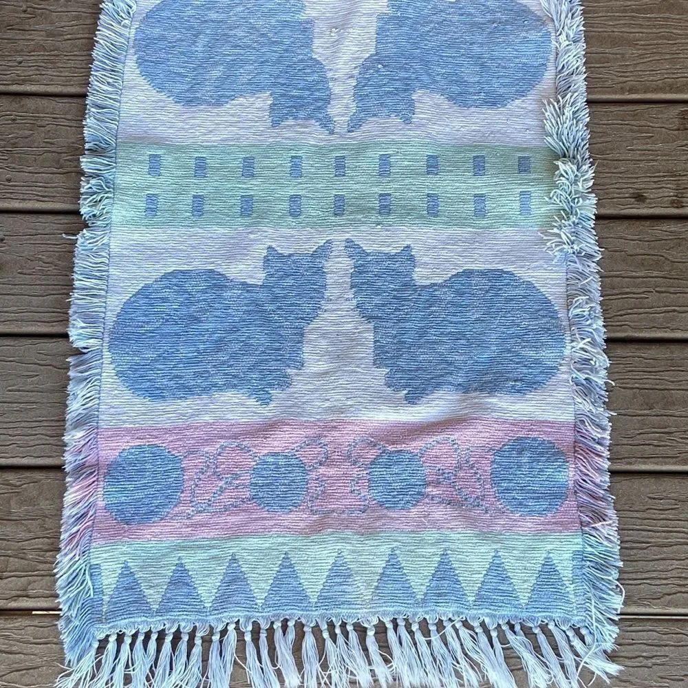Vintage Baht Mat